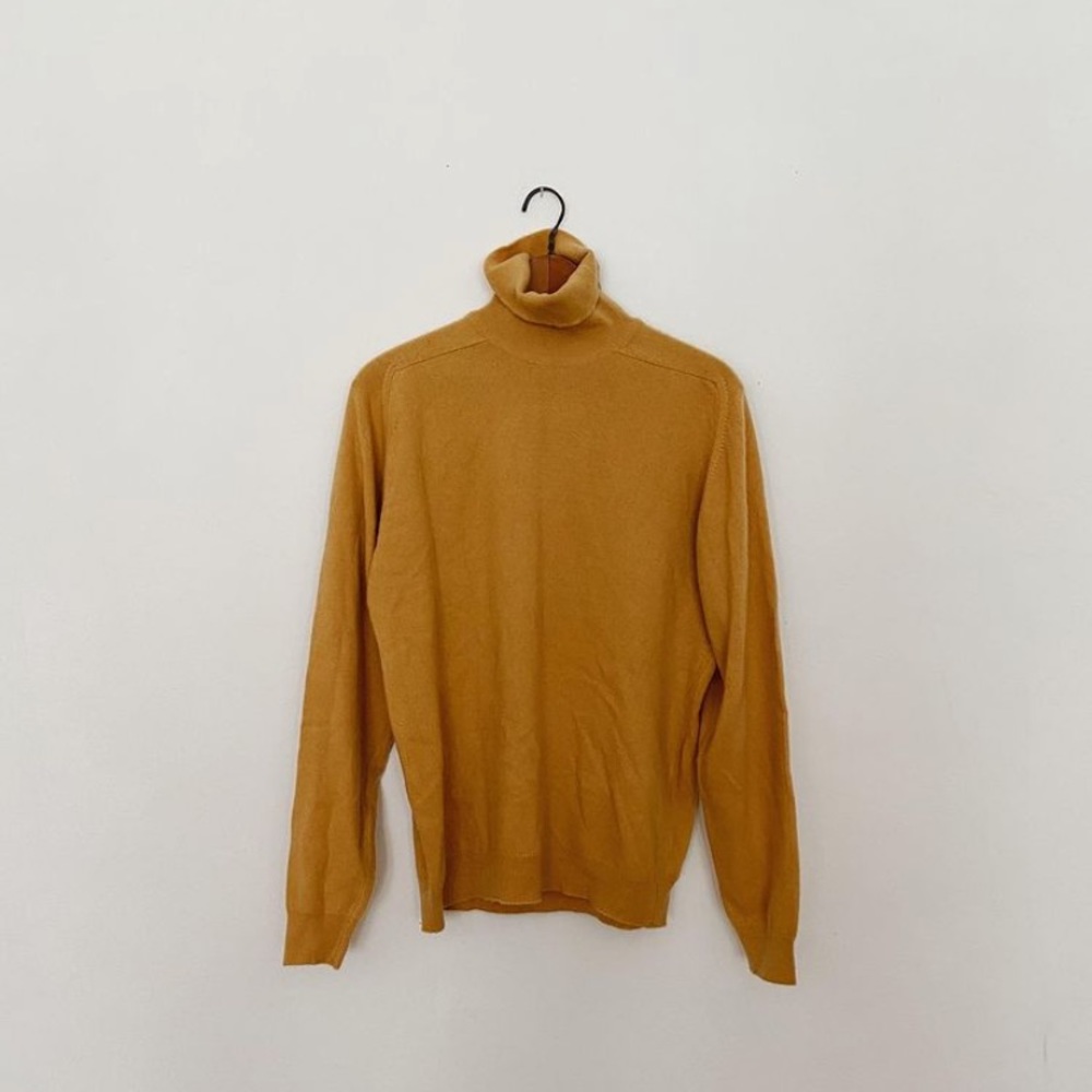 Vintage cashmere turtleneck